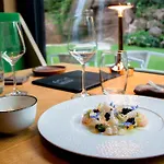 6717 Nature & Le Clos Des Delices Hotell 4*