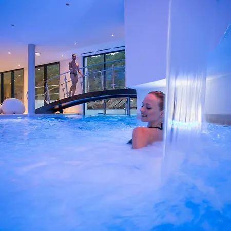 6717 Nature & Le Clos Des Delices 4*