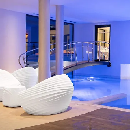 6717 Nature & Le Clos Des Delices Hotel