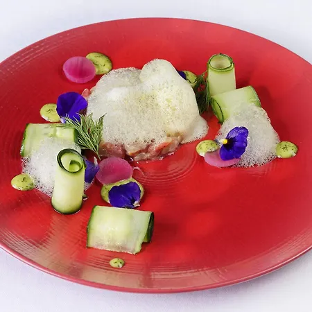 6717 Nature & Le Clos Des Delices 4* オットロット