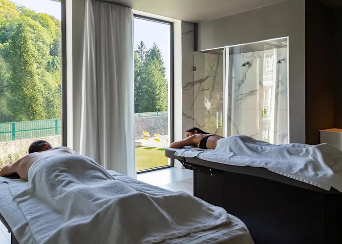 Hotel 6717 Nature & Le Clos Des Delices 4*