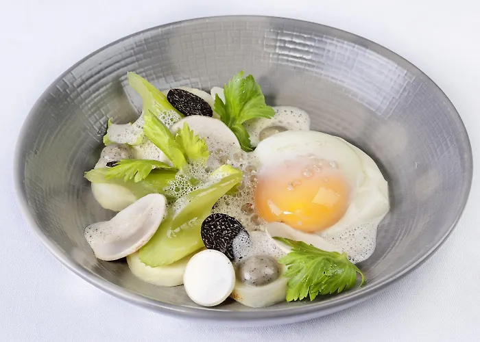 6717 Nature & Le Clos Des Delices Hotel