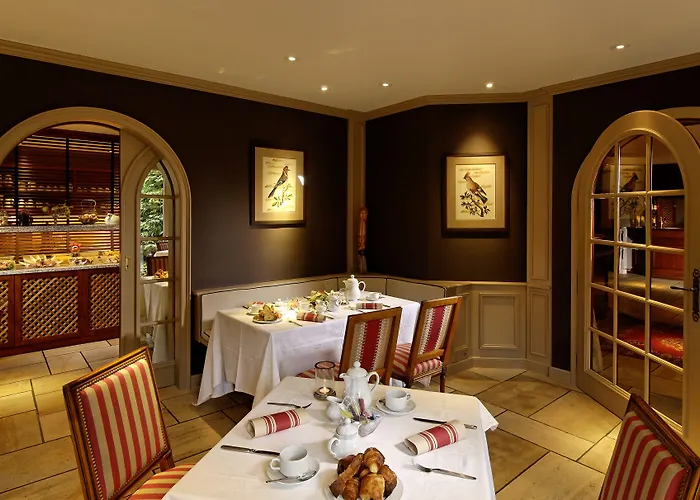 ホテル 6717 Nature & Le Clos Des Delices オットロット